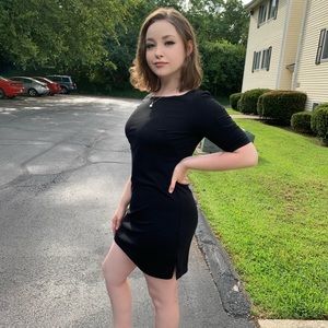 Meet your Posher, Adria